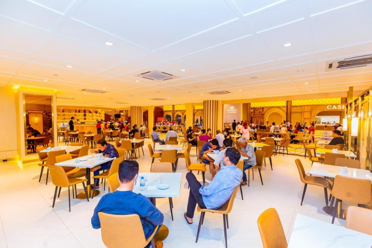 Bavet Dynasty Casino Hotel מראה חיצוני תמונה
