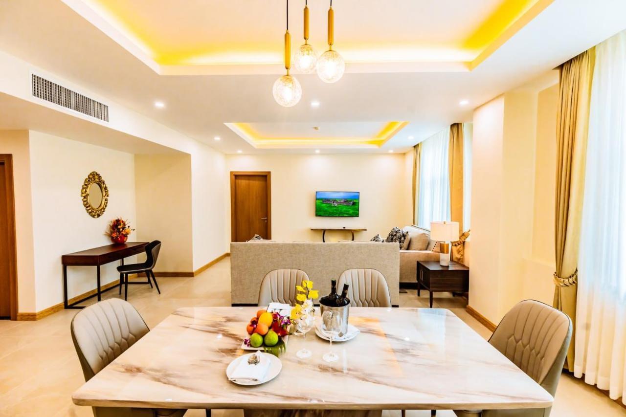 Bavet Dynasty Casino Hotel מראה חיצוני תמונה