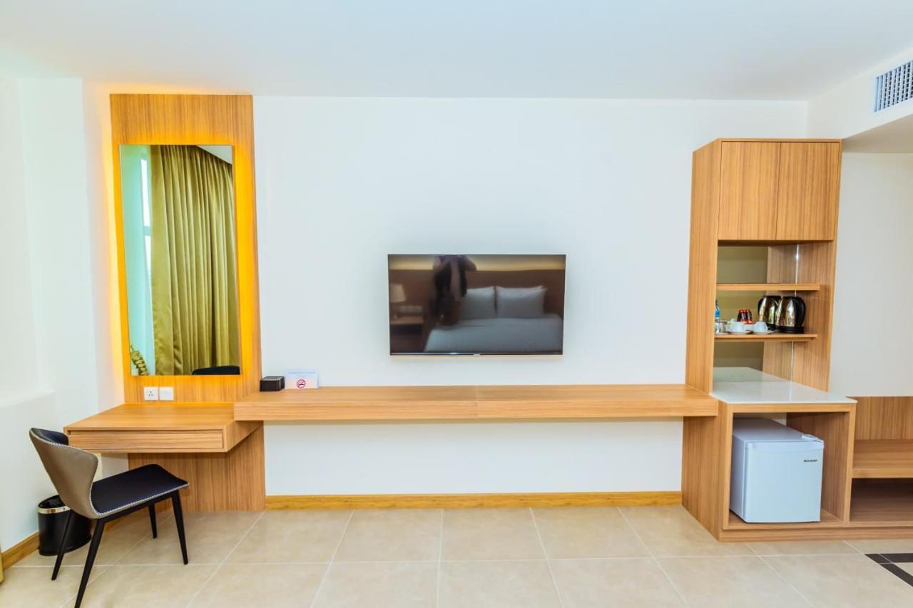 Bavet Dynasty Casino Hotel מראה חיצוני תמונה