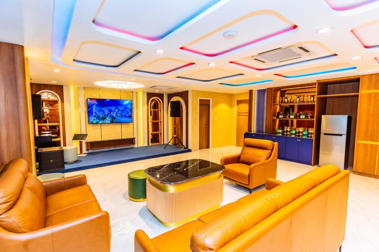 Bavet Dynasty Casino Hotel מראה חיצוני תמונה